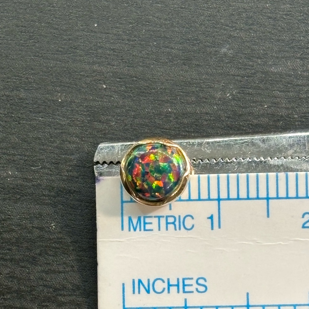 Anatometal 7mm gold set synthetic black opal threaded end, 16 gauge - Picture 2 of 5